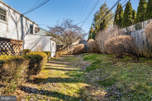 Building Photo - 309 Williams Rd