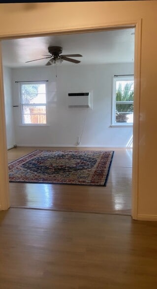 Living room - 4435 12th St