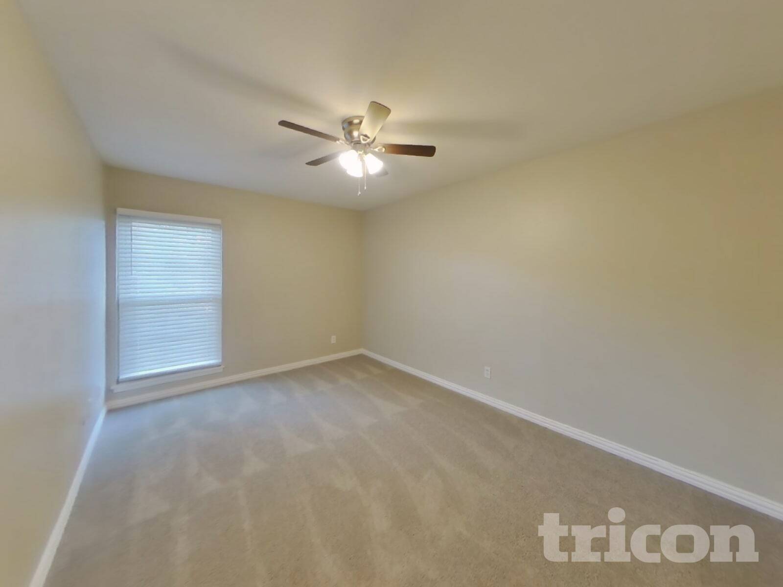 Building Photo - 496 Justice Dr