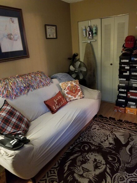 Building Photo - 8301 Sands Point Blvd