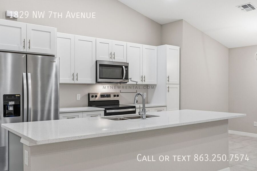 Building Photo - 1829 NW 7th Ave