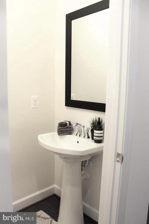 Building Photo - 23017 Sullivans Cove Sq