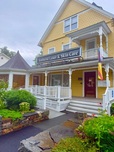 Exterior - 264 N Pleasant St