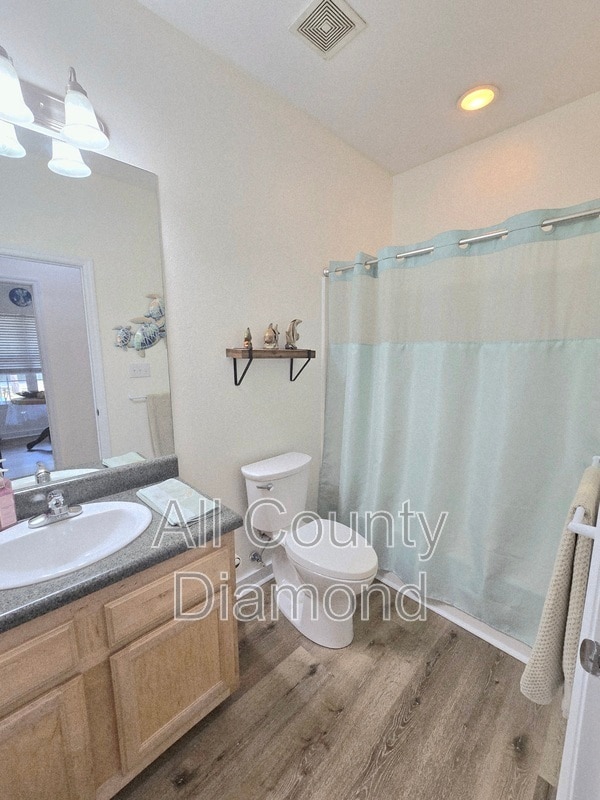 Building Photo - 13805 Flamingo Ave