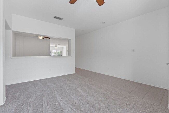 Building Photo - Immaculate 3 Bedroom, 2 Bath Home on Corner Lot in Cedar Park