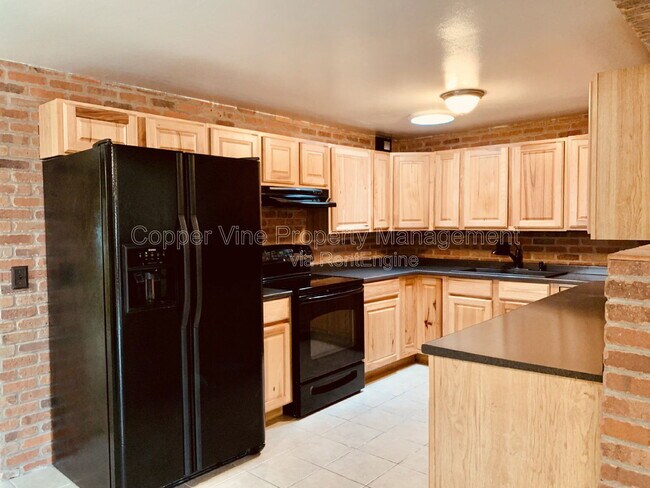 Building Photo - 7221 Canosa Ct