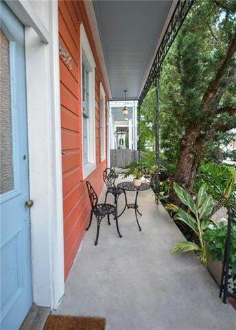 Building Photo - 4427 Annunciation St
