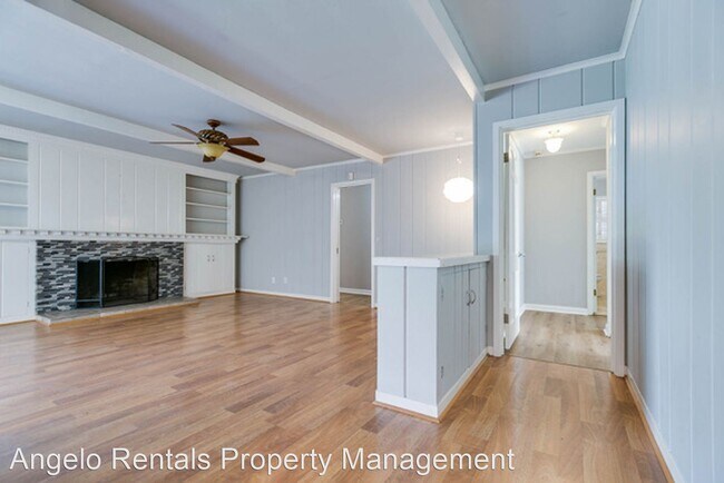 Building Photo - 3 br, 2 bath House - 2312 W. Ave K