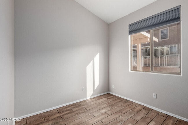 Building Photo - 9523 E Placer Dr
