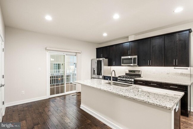 Building Photo - 108 Prince George St