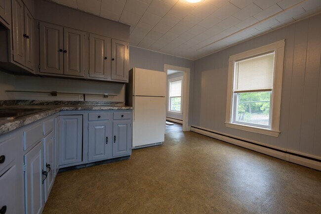 Building Photo - 125 Tarrytown Rd