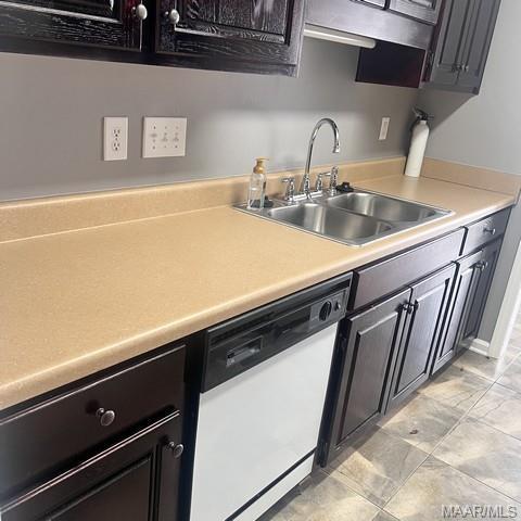 Building Photo - 932 Eastern Oaks Dr