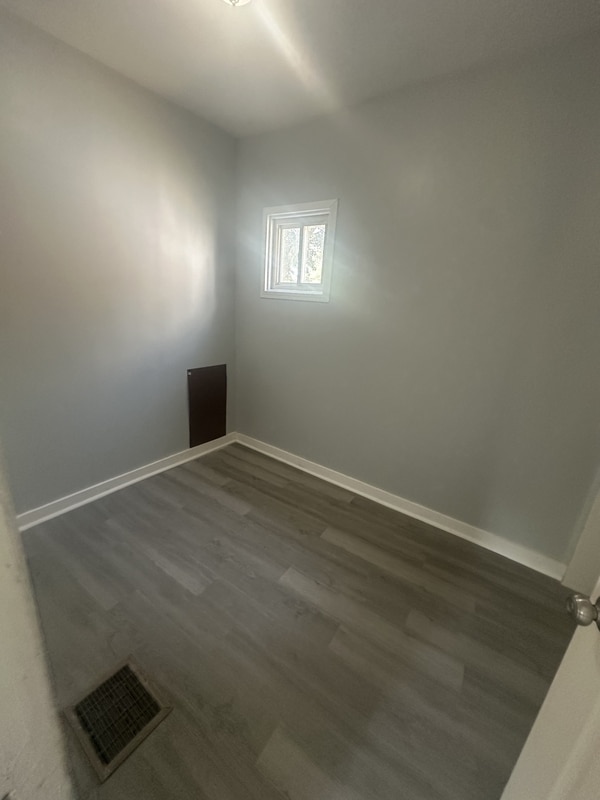 Building Photo - 2056 W 95th St