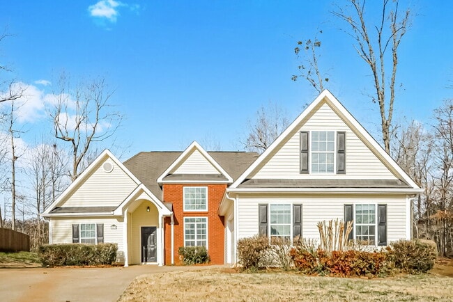 Building Photo - 115 Syracuse Ln