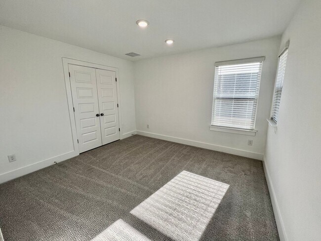 Building Photo - Elegant Parkside Retreat | Stunning 3BR Home with Office, Game Room & Covered Outdoor Living