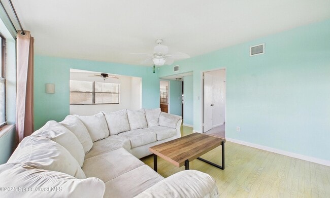 Building Photo - 106 Sunrise Ave