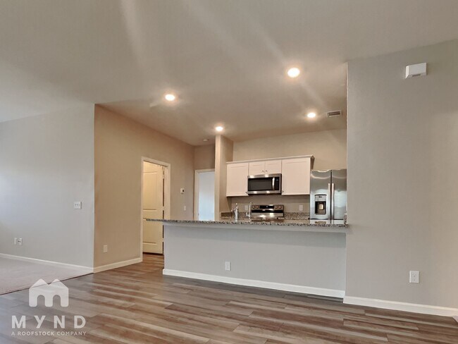 Building Photo - 1016 Lacebark Pne Ln