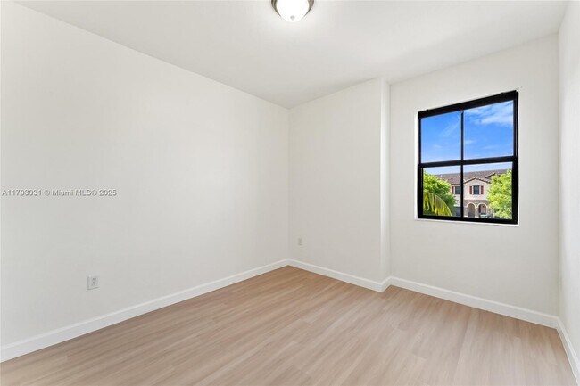 Building Photo - 11416 SW 254th St