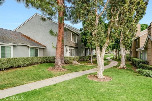 Building Photo - 16 Fox Hollow