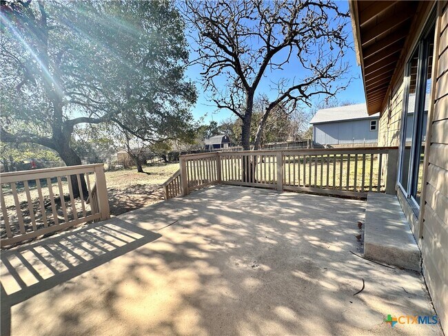 Building Photo - 1501 Earle St