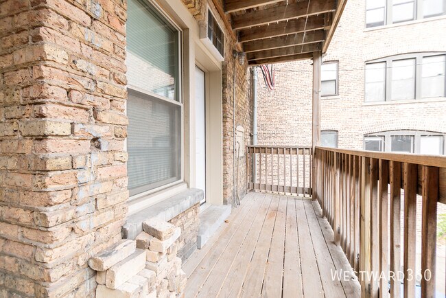 Building Photo - 6211 N Glenwood Ave