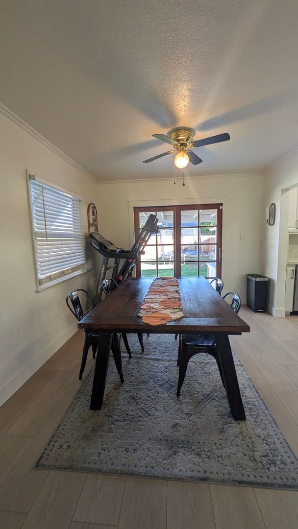 Building Photo - Newly remodeled home near Magnolia Center