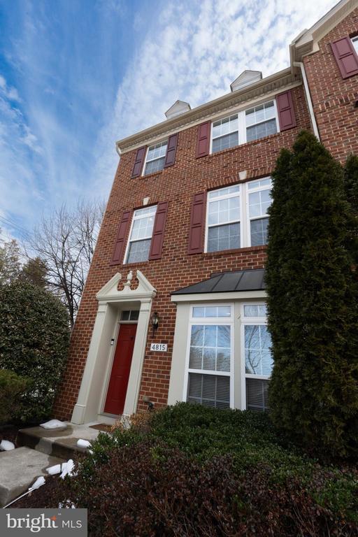 Building Photo - 4815 Portsmouth Rd