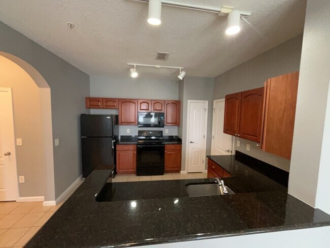 Building Photo - 5257 Cane Island Loop
