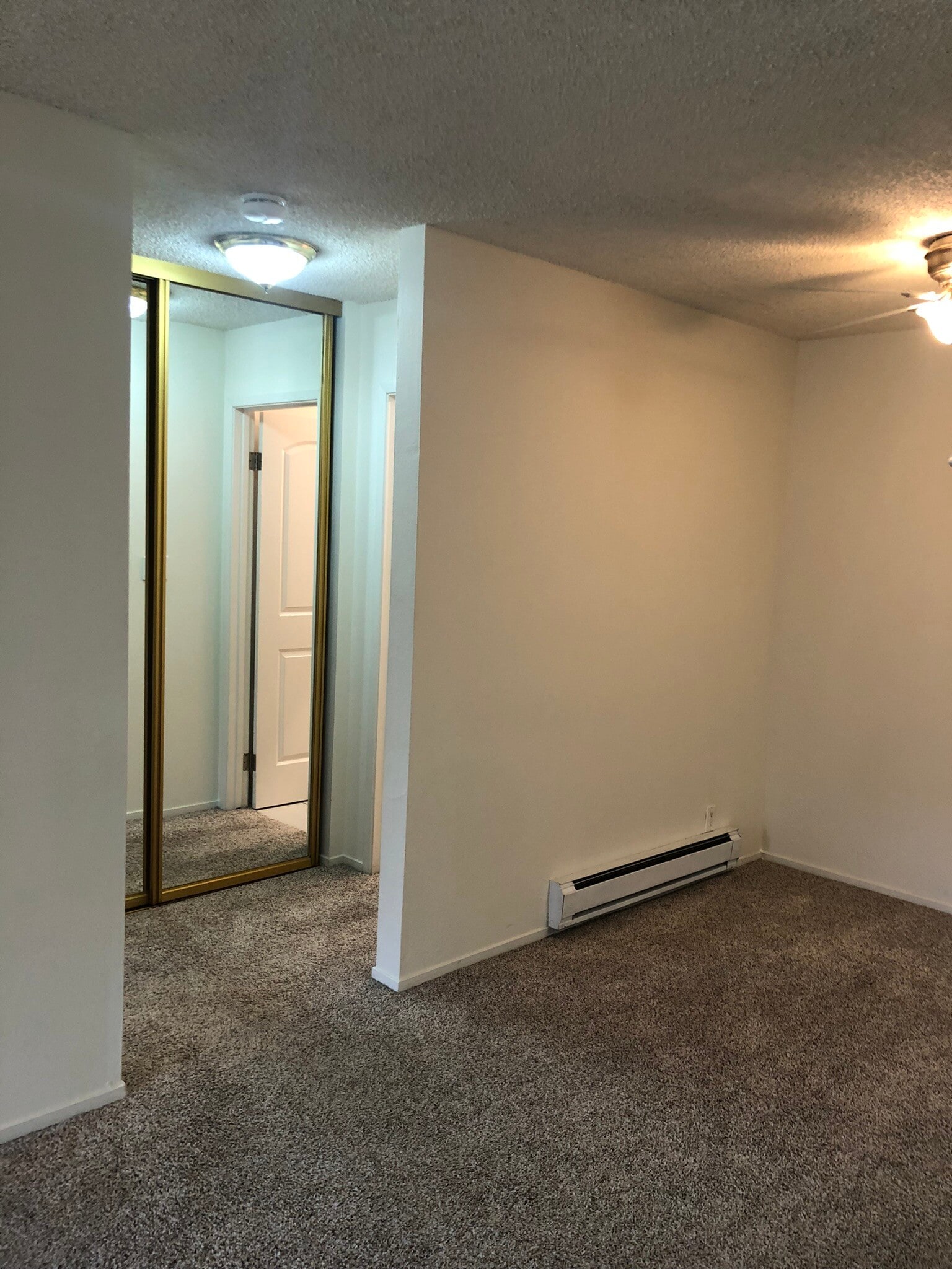 Building Photo - 100 Kinross Dr