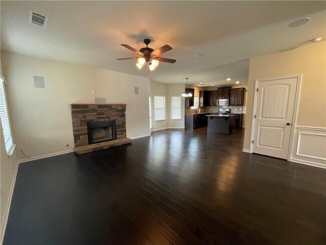 Building Photo - 5505 Bucknell Trace