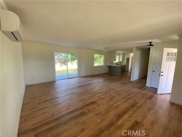 Building Photo - 18844 Deer Hollow Rd