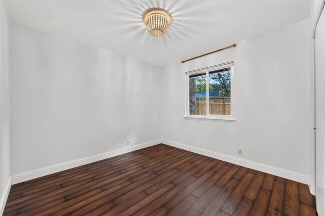 Building Photo - 1804 Stagecoach Trail
