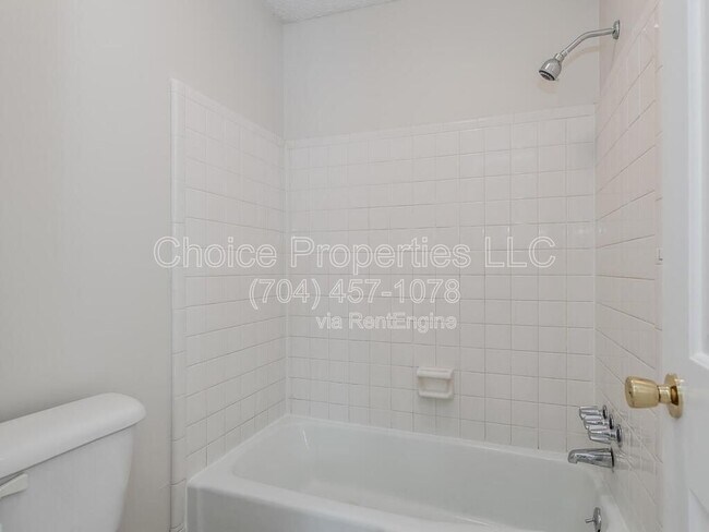 Building Photo - 8358 Knights Bridge Rd