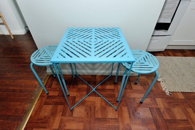 Building Photo - 400 W 36th St.