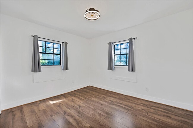 Building Photo - 1797 St