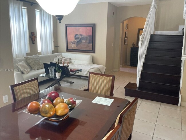 Building Photo - 160 Jacaranda Country Club Dr