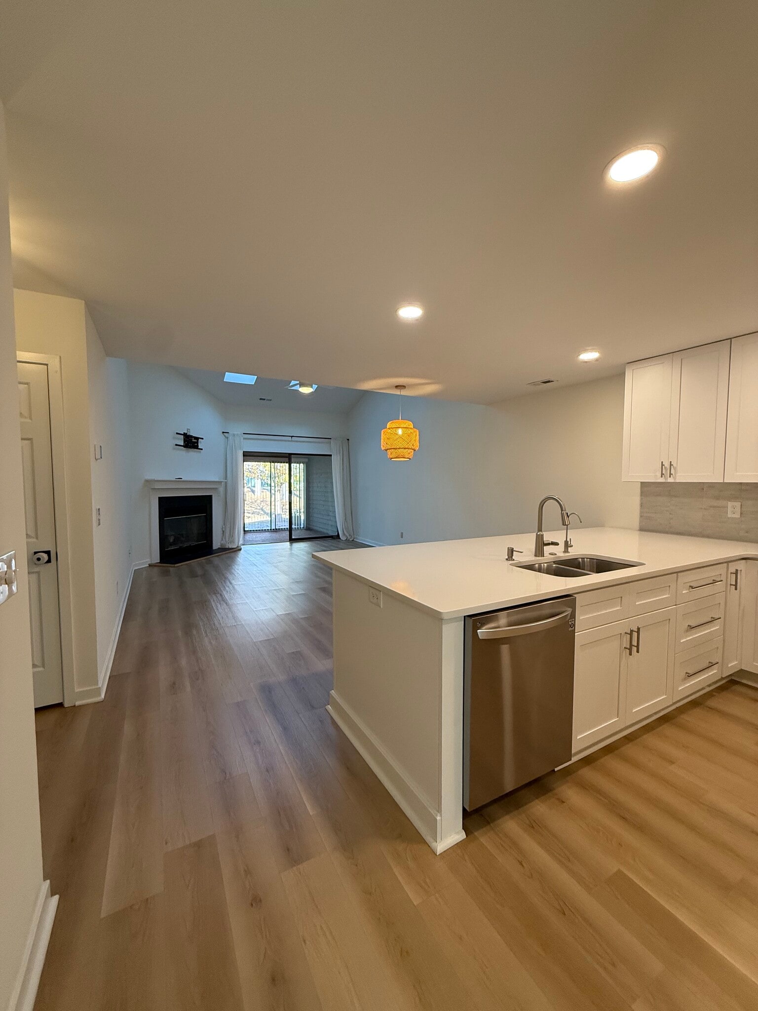 Building Photo - 5935 Inland Greens Dr