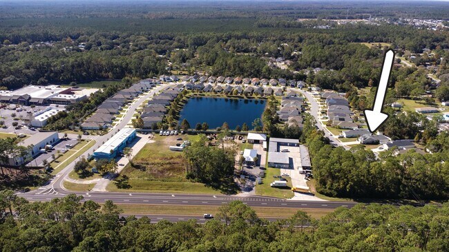 Building Photo - Castine Cove 3/2 Single Family Home