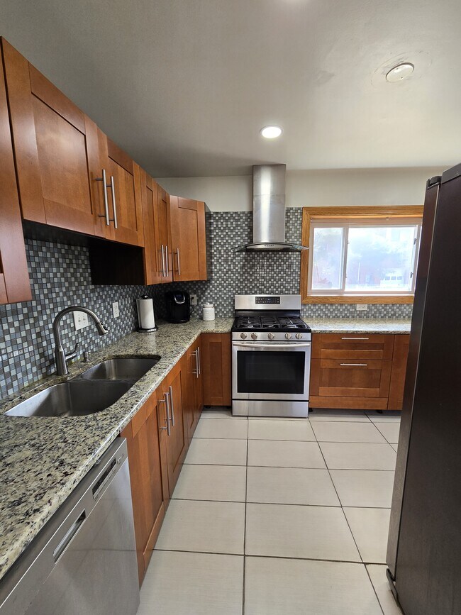 Building Photo - 3803 Towanda Rd