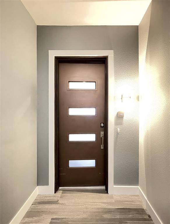 Building Photo - 4325 Jackson Ave