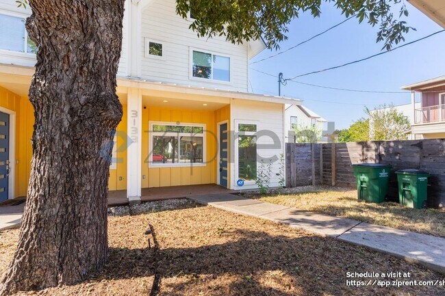 Building Photo - 3133 Govalle Ave