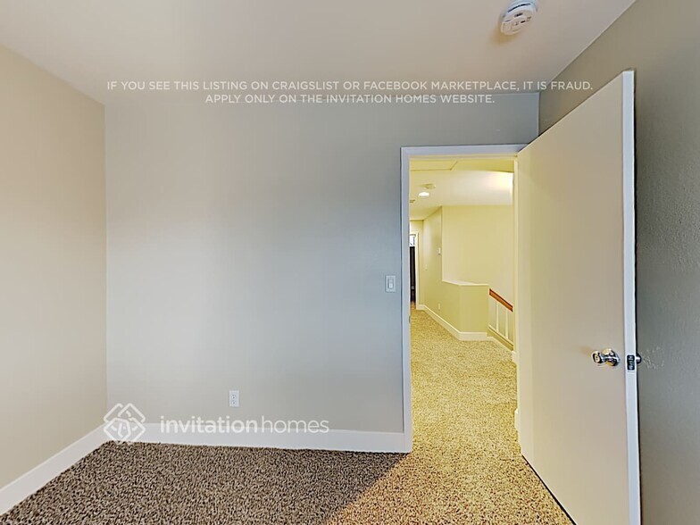 Building Photo - 303 Tuscany Ct