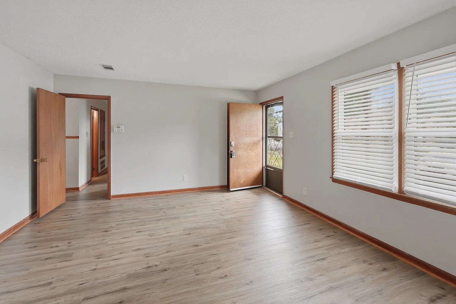 Building Photo - 4442 Millvale Dr SW
