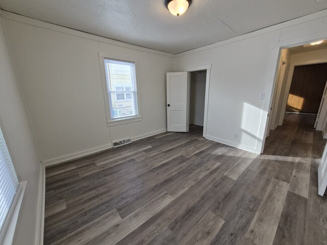 Building Photo - 2607 Lincoln St