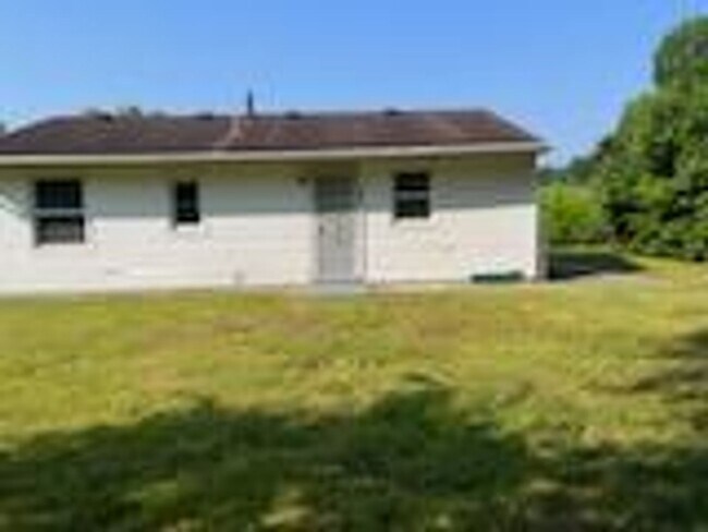 Building Photo - 3BR/1BA in Indian Trail area