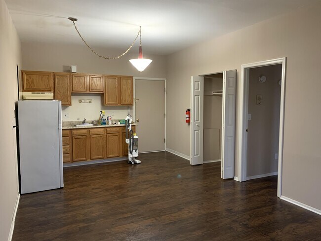 Building Photo - 1170 Delsea Dr