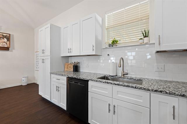 Building Photo - 2612 Dove Trail