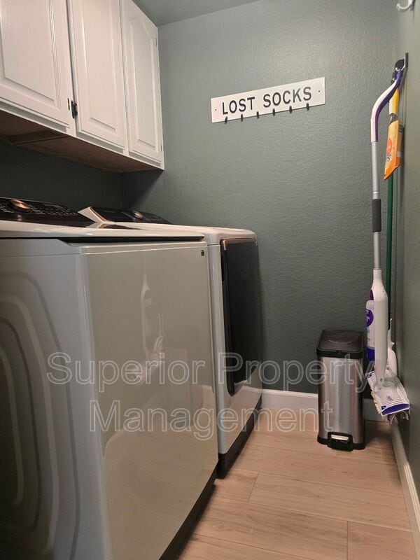 Building Photo - 4126 Stoneridge Ct