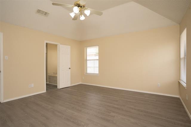 Building Photo - 733 Windridge Ln