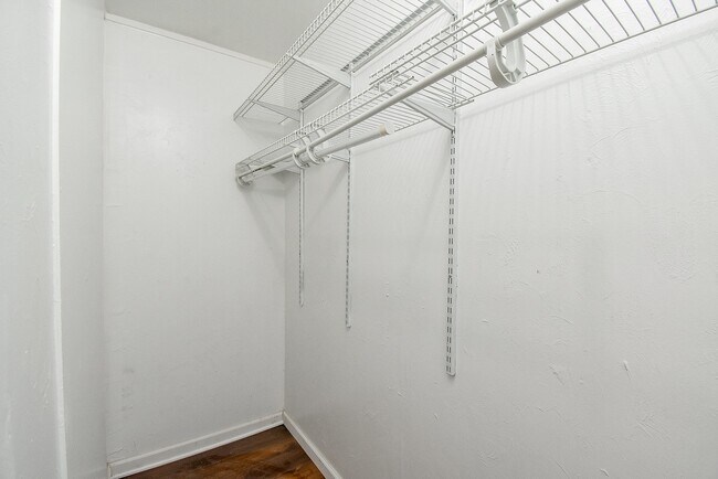 Building Photo - 8158 Niles St